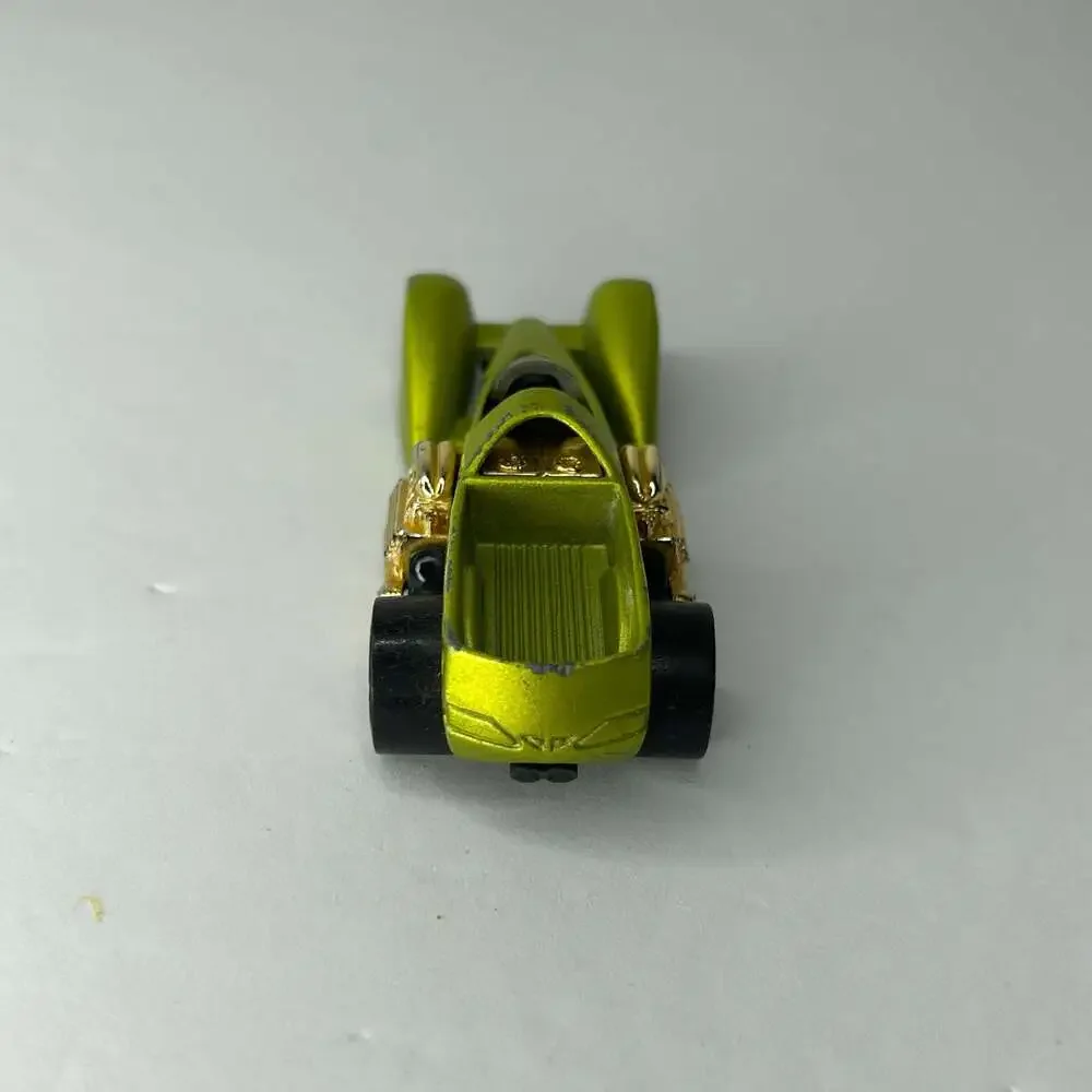 Hot Wheels 1999 Screamin' Hauler Green and Gold Diecast Car